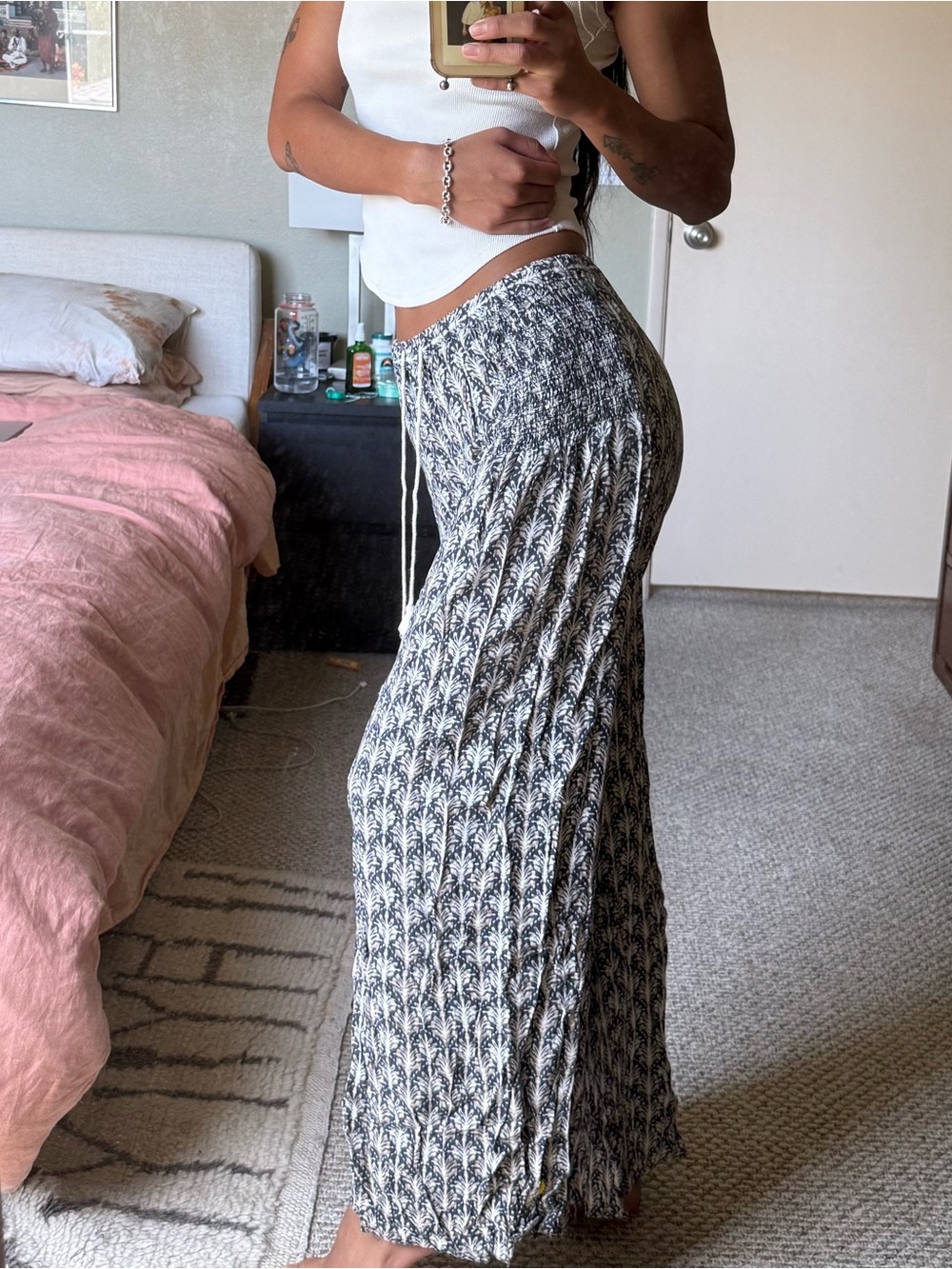 Women's Patterned Drawstring Pants - Picture 2 of 4